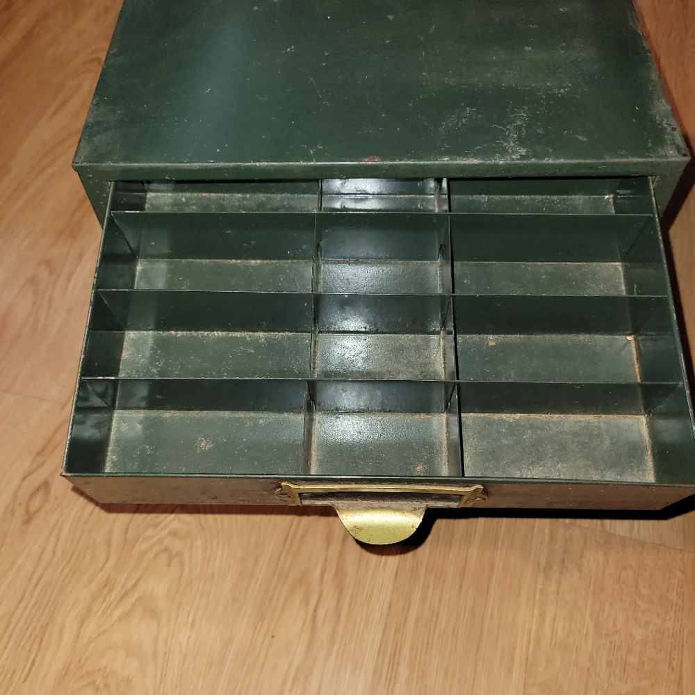 Vintage Desktop Cabinet - Picture 3 of 10
